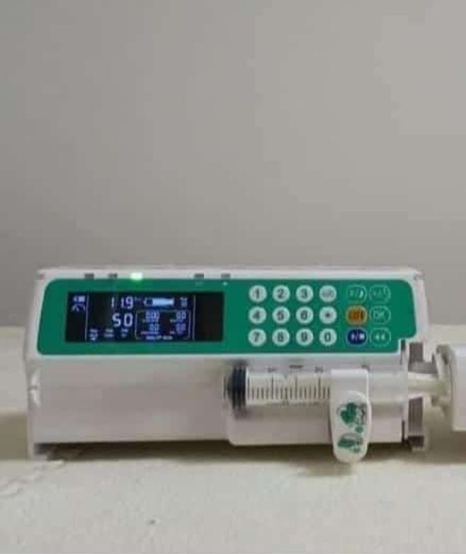 Panakeia Syringe & Volumetric Infusion Pump System — Detail view 3